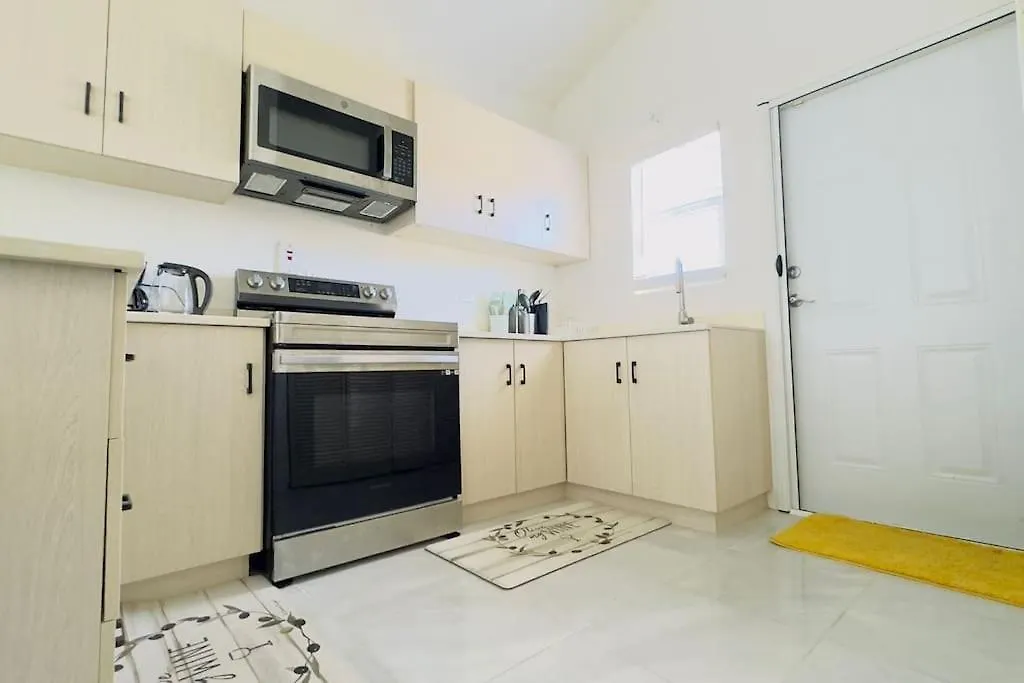 Discovery Seaview 2 Bedrooms,2 Bathrooms Discovery Bay Appartamento