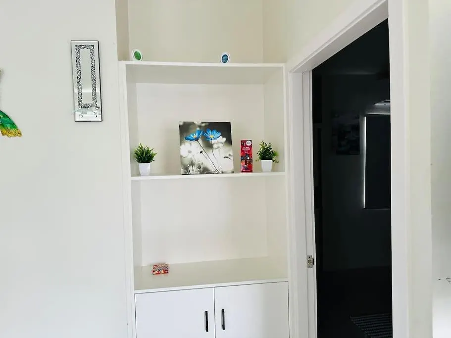 Discovery Seaview 2 Bedrooms,2 Bathrooms Discovery Bay 0*,