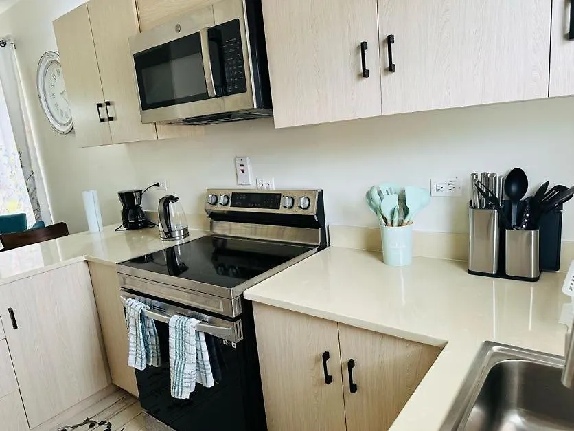 Discovery Seaview 2 Bedrooms,2 Bathrooms Discovery Bay 0*,