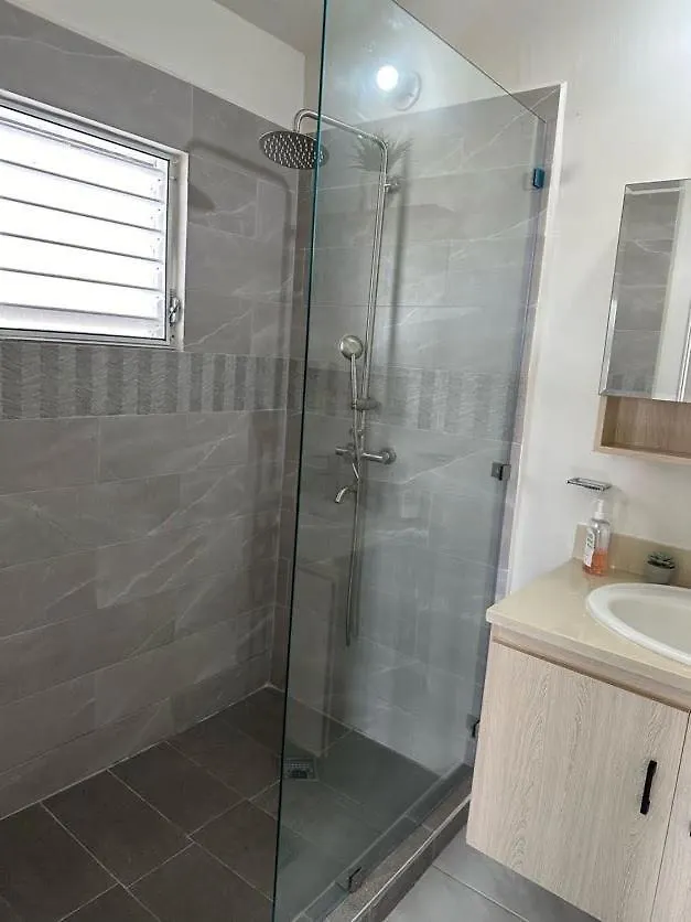 Discovery Seaview 2 Bedrooms,2 Bathrooms Discovery Bay Appartamento